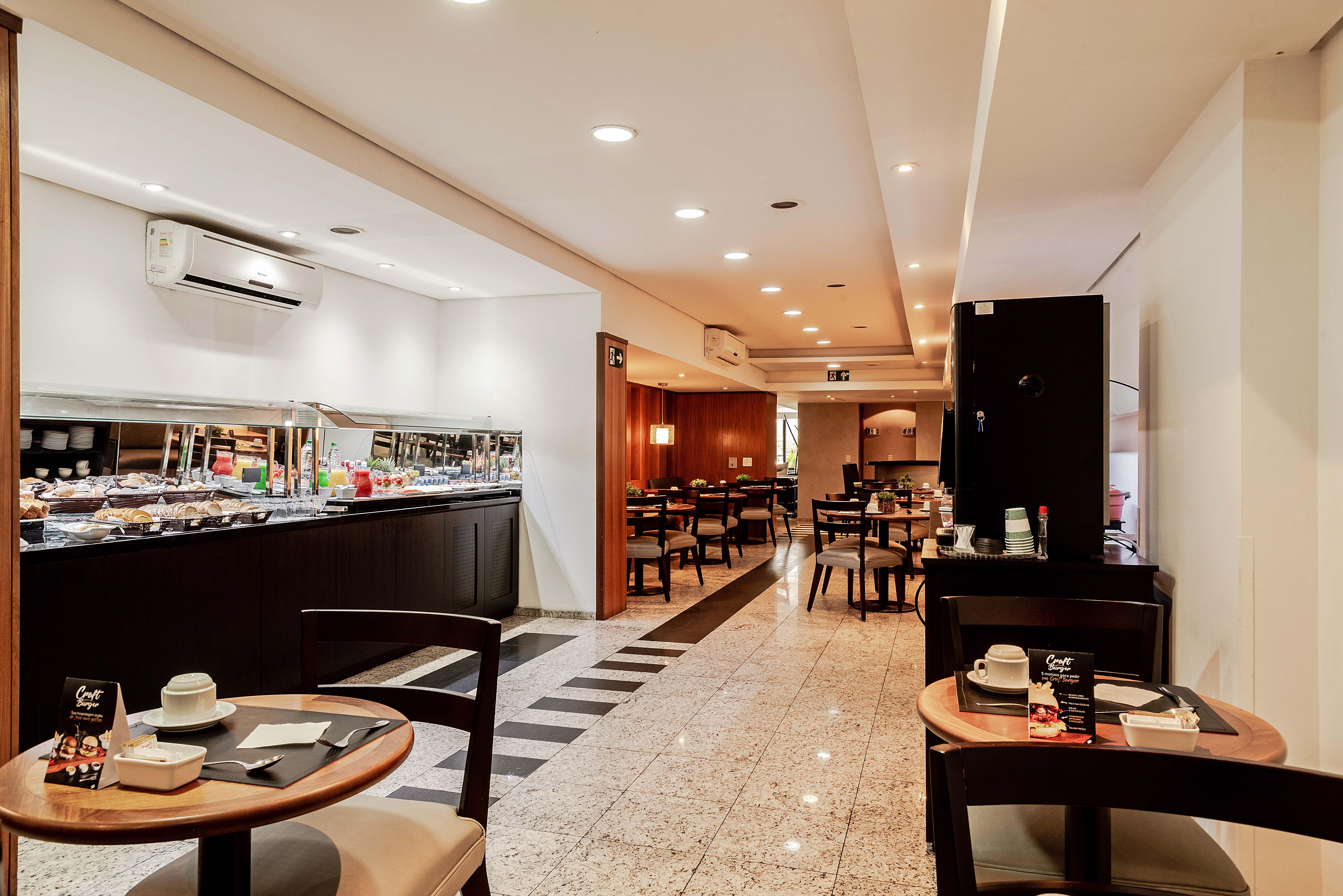 Hotel Slaviero Curitiba Batel Extérieur photo