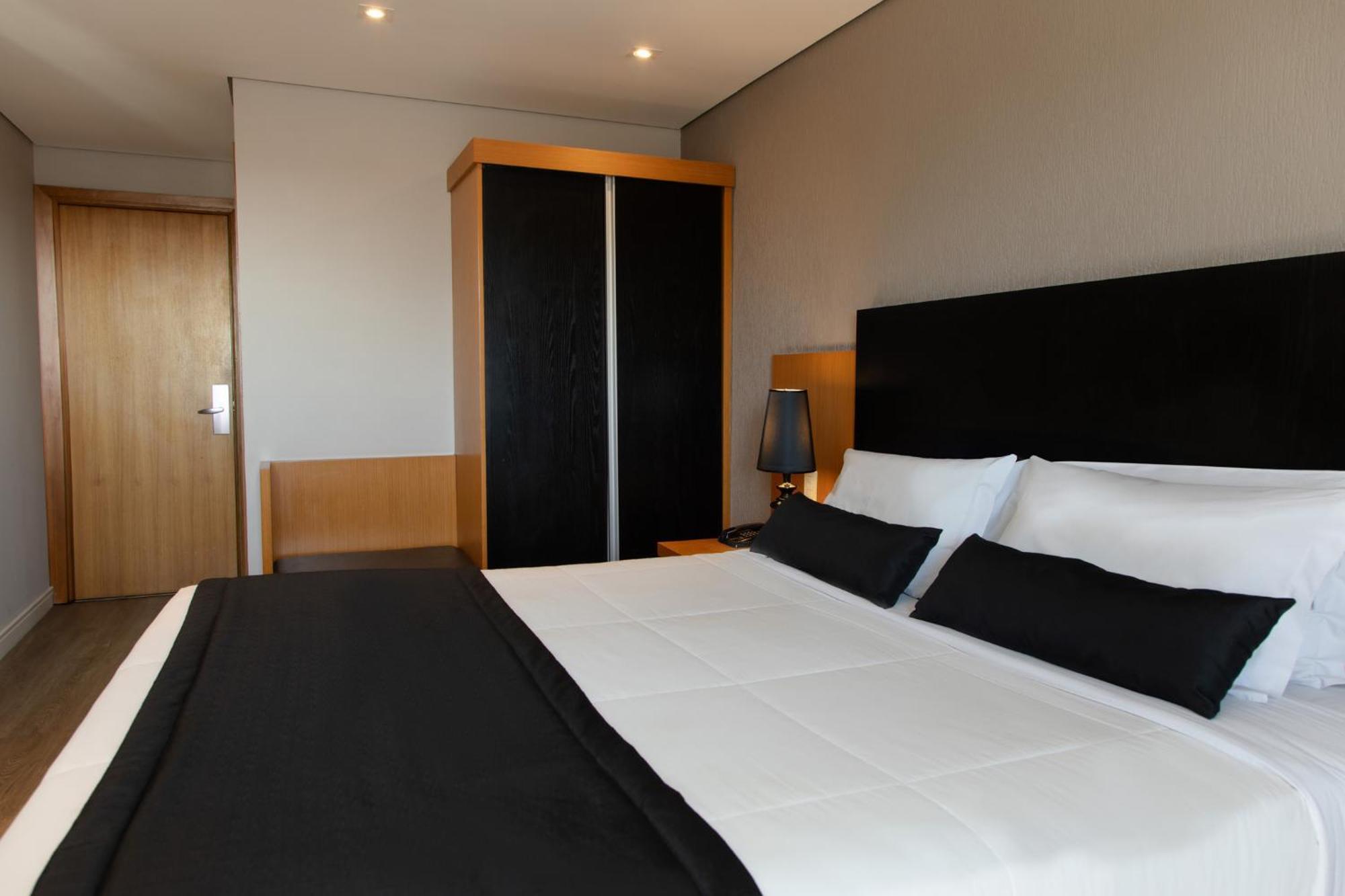 Hotel Slaviero Curitiba Batel Extérieur photo