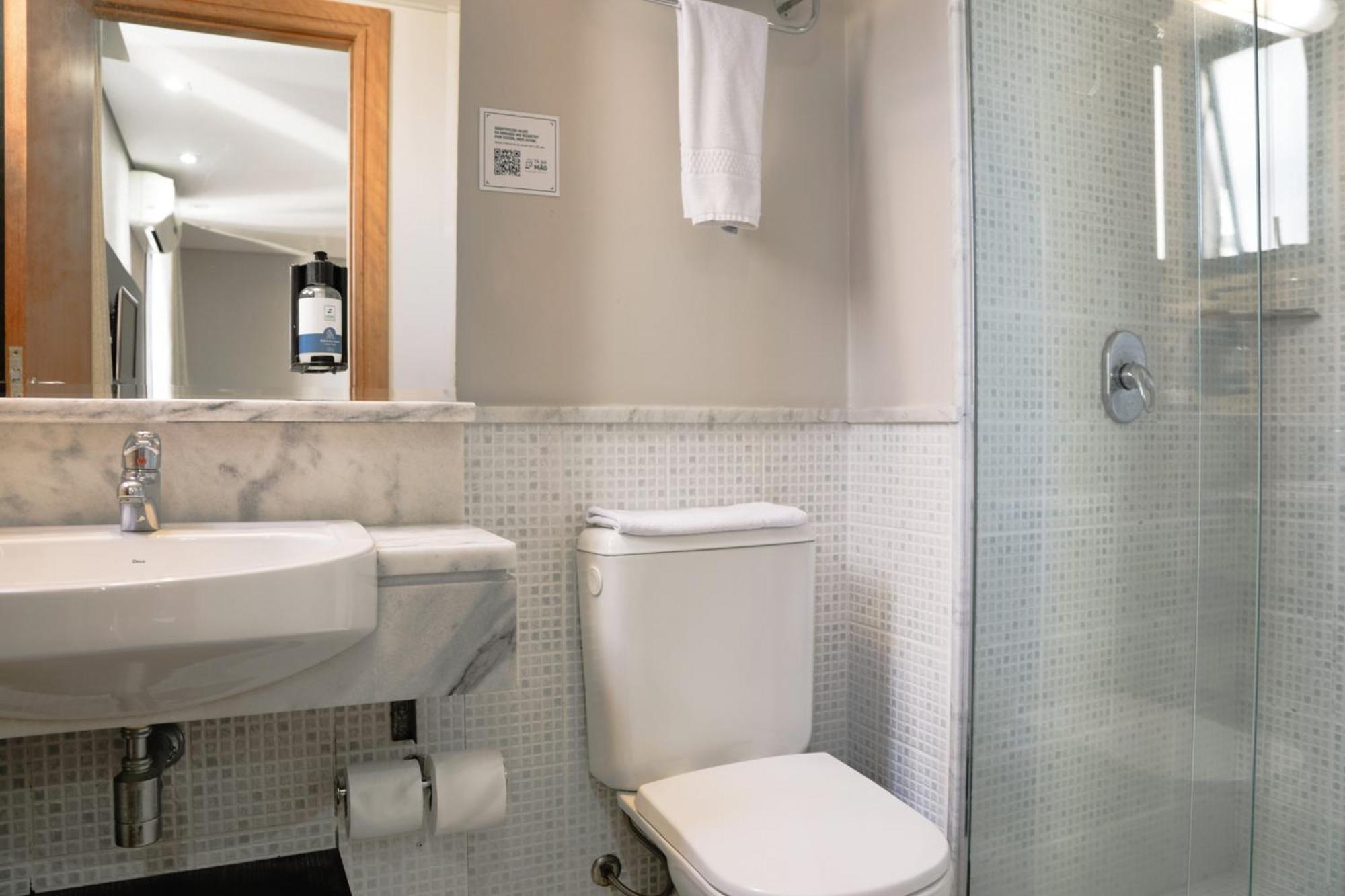 Hotel Slaviero Curitiba Batel Extérieur photo