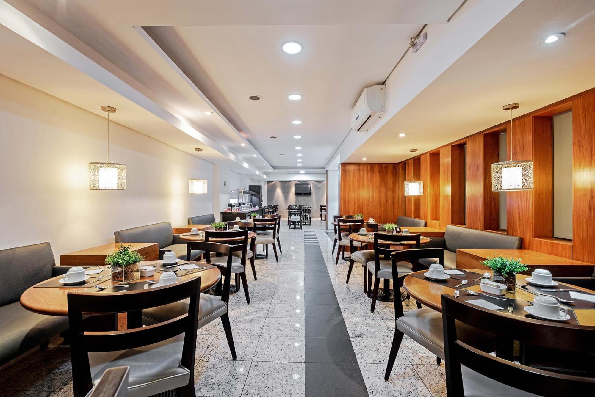 Hotel Slaviero Curitiba Batel Extérieur photo